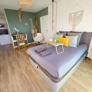 Appartement 107 Paisible Et Unique Avec Terrasse Sur Vue Piscine, Éguilles